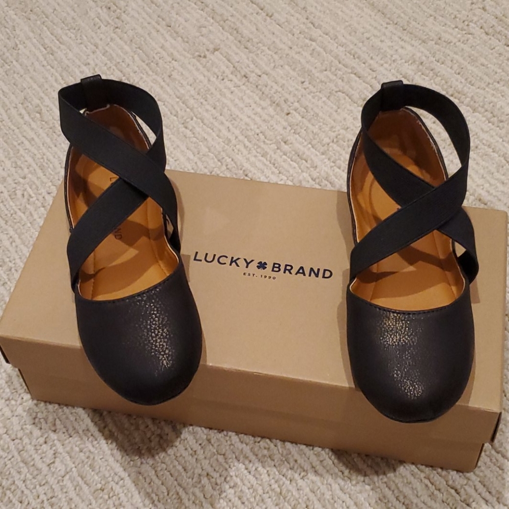 Girls black ballerina flats